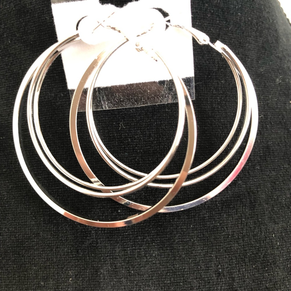 **SOLD*** Silver Double Layer Hoop Earrings